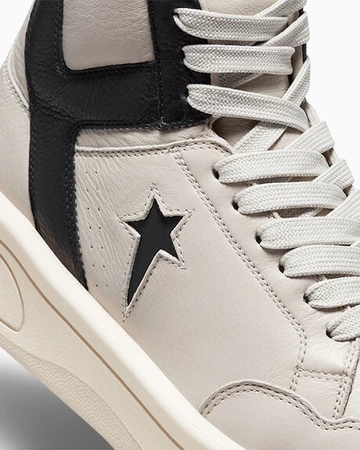Details des Rick Owens Converse Turbowpn Mid Pack in weiß