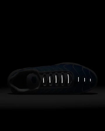 Air Max Plus Blue Gaze im Dunkeln