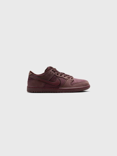 Nike SB Dunk Low Premium Burgundy Crush Image