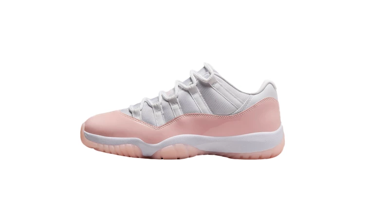 Jordan 11 Low Legend Pink Titelbild auf weißem Hintergrund