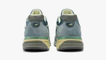 AURALEE x New Balance 990v4 Teal Paar Fersen