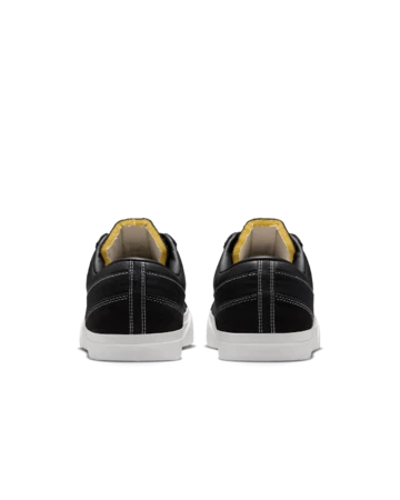 Nike Blazy Pack