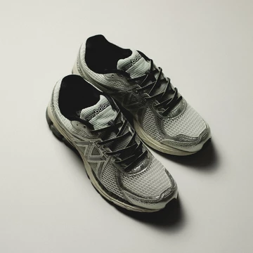 New Balance 860V2 Optic White Lookbook von Oben