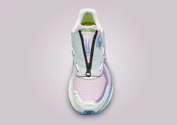 Up There x New Balance 860v2 Blossom Pink von oben