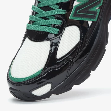 New Balance 2010 Black Green Detailbild