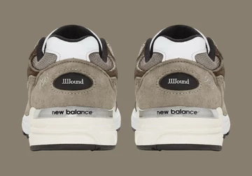 JJJJound x New Balance 993 Military Urban Angora von Hinten