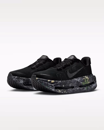 Nike Realtree® Camo Black Pack schräg