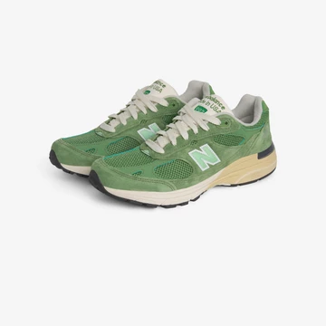 New Balance 993 Chive