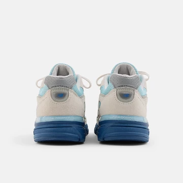 New Balance 990v4 Made in USA Moonbeam Fersen