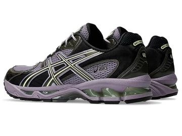 ASICS Gel-Nimbus 10.1 Violet Quartz schräg von hinten