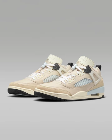 Jordan Spizike Low Sanddrift Paar schräg seitlich