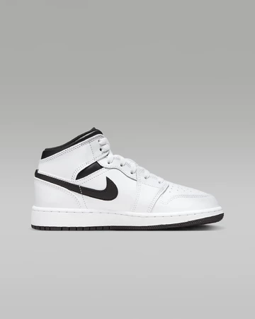 Der Jordan 1 Mid GS White Reverse Panda von innen