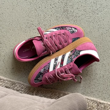 Liberty London x adidas Handball Spezial EQT Red von oben