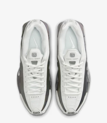 Nike Shox R4 White Iridescent von oben