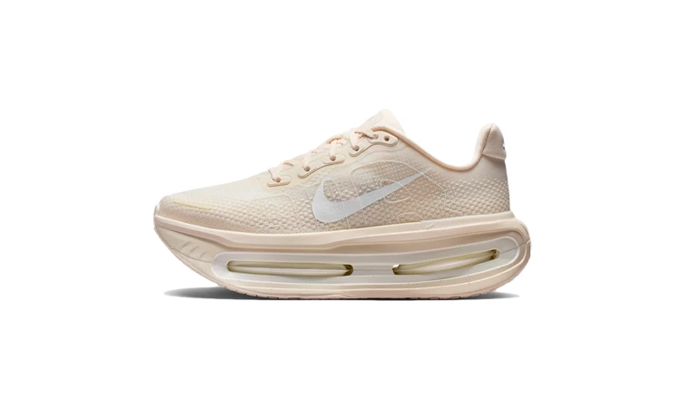 Nike Vomero Premium Essential Chalk