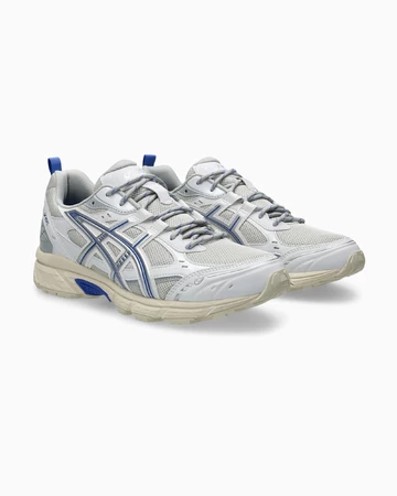ASICS Gel Nunobiki Ice Blue seitlich von vorne