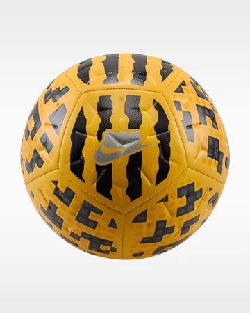 Nike Football x LEGO Collection Fussball