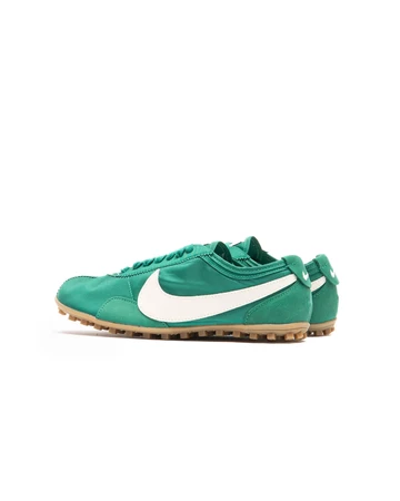 Nike Moon Shoe OG Malachite schräg