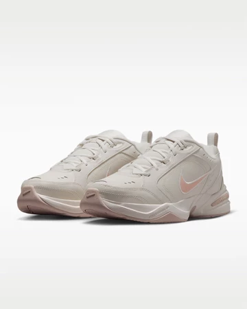 Nike Air Monarch IV Light Bone Paar seitlich