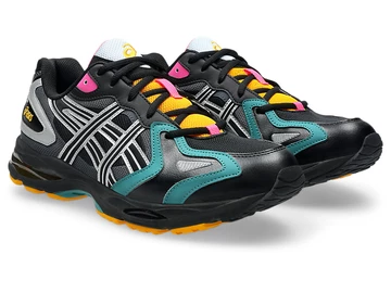 ASICS Gel-K1011 Pure Black Paar seitlich