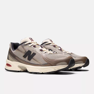 JJJJound x New Balance 740 Mushroom schräg