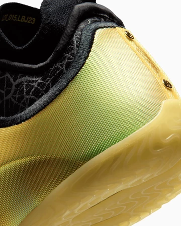 Nike LeBron 23 Elite Hurt Feelings Write History Ferse Details