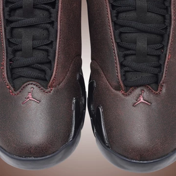 Mowalola x Nike Air Jordan 14 Retro Burnt Red Detailbild