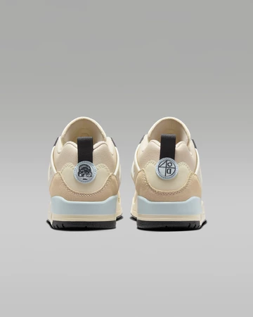 Jordan Spizike Low Sanddrift Paar Fersen