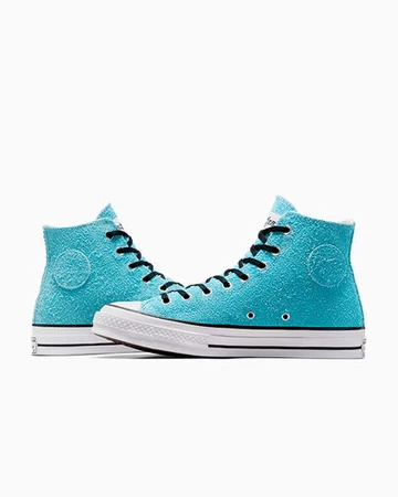 Die beiden Innenseiten des Stussy Converse Chuck 70 Hi Sky Blue
