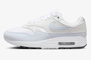 Der Air Max 1 Football Grey von außen