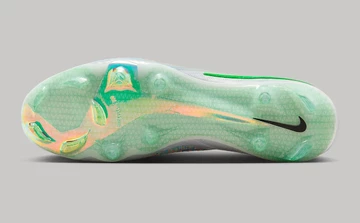 EA Sports FC 26 x Nike Phantom 6 Low Elite Phantom Mode