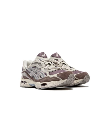 Asics Gel-NYC Cocoa Powder schräg