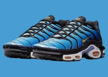 Air Max Plus Hyper Blue schräg frontal