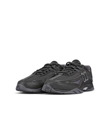New Balance RC56 Faded Black schräg