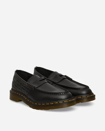 Wasted Youth x Dr. Martens Penton Loafer Black schräg