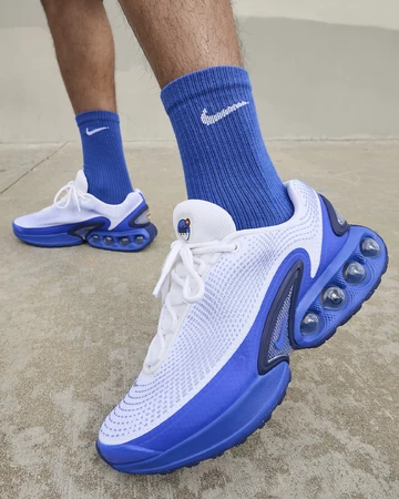 Air Max DN Blue Void On Feet Detail