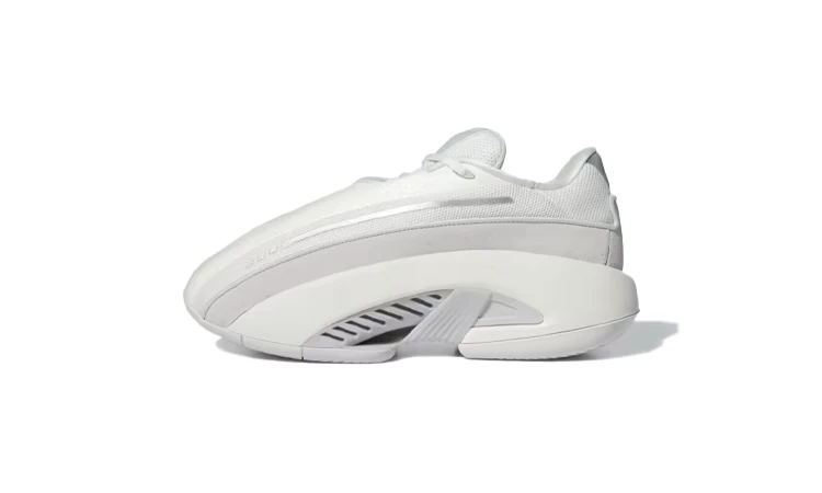 adidas Mad IIInfinity Core White - Titelbild