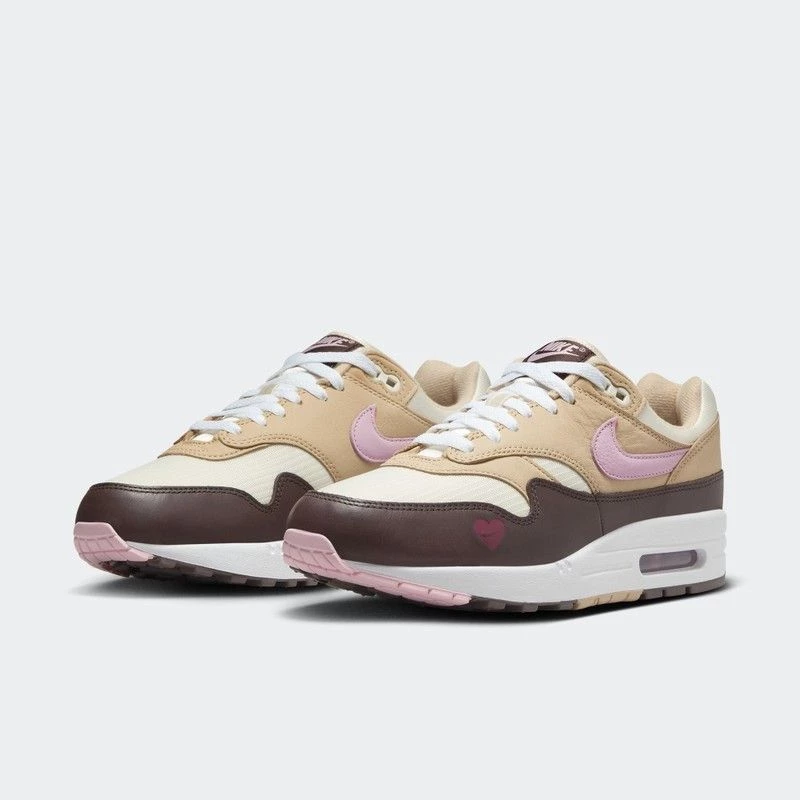 Air Max 1 Valentines Day Dead Stock