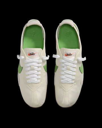 Nike Moon Shoe Chlorophyll von oben