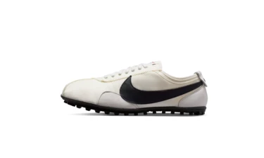 Nike Moon Shoe Soft Pearl & Black