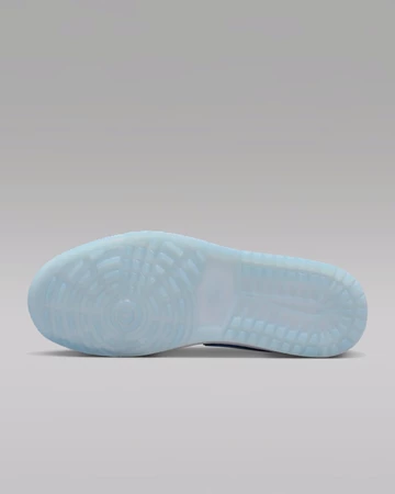 Air Jordan 1 Low Golf White & Legend Blue Sohle