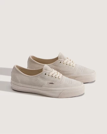 NEIGHBORHOOD x Vans OTW Authentic 44 Pack schräg