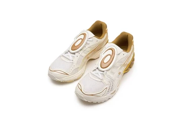 The Museum Visitor x Asics Gel-Kayano 14 Pack