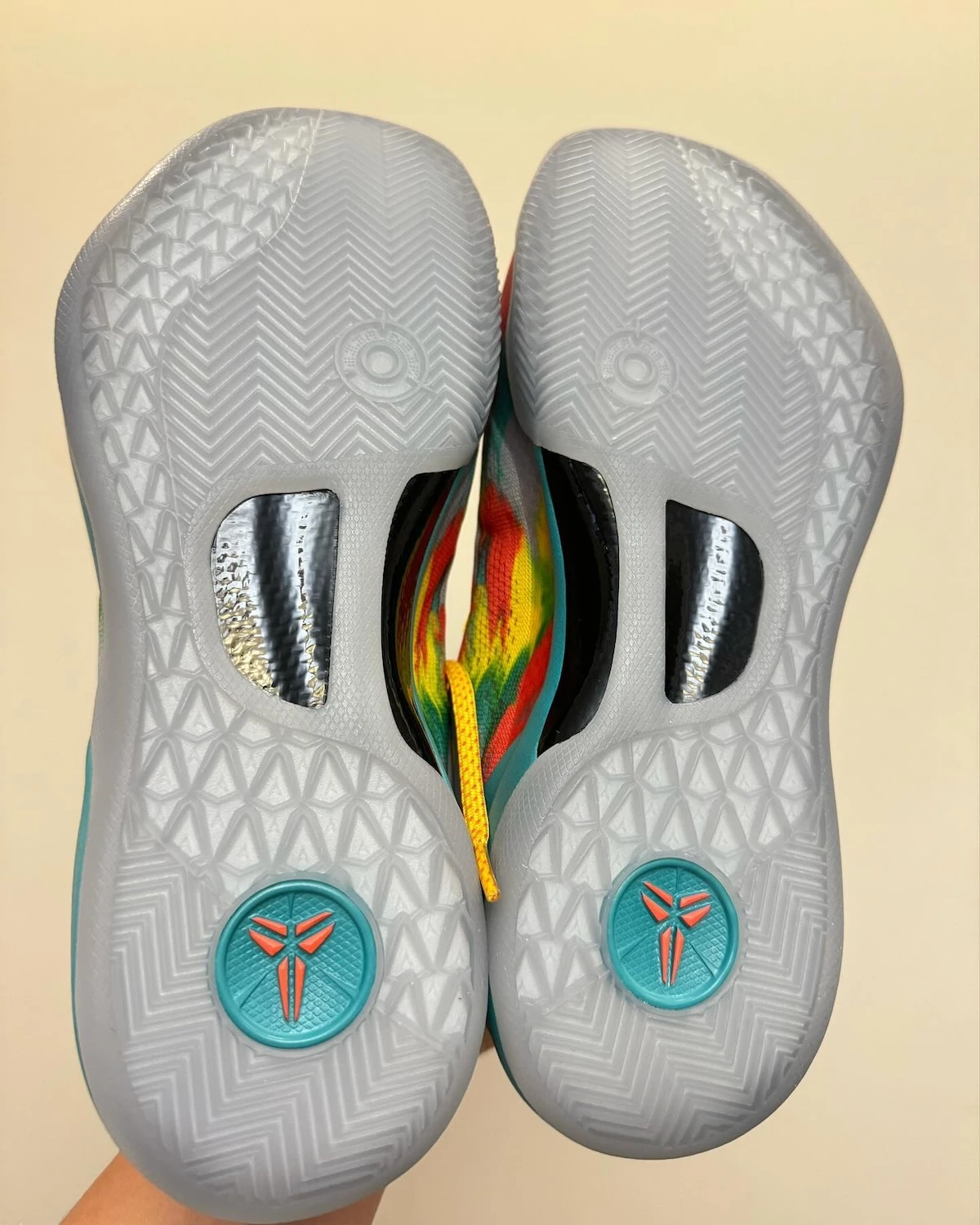 Nike Kobe 8 Protro Venice Beach FQ3548-001 | Dead Stock