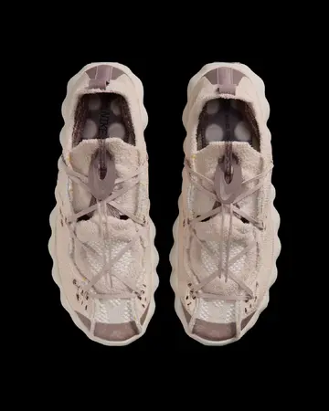 Nike Mind 002 Fossil Stone von oben