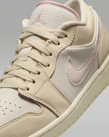 Nike Air Jordan 1 Low Muslin Sail Detailbild