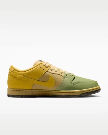 Nike SB Dunk Low Hatch Chilli
