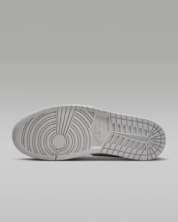 Jordan 1 Low Oxidized Green