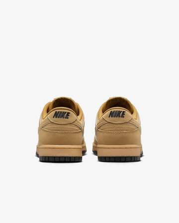 Nike Dunk Low Retro Wheat Gum Paar Ferse