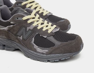 Size? x New Balance 2002R Refined Future Brown Detailbild